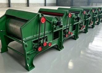 Used garment recycling machine