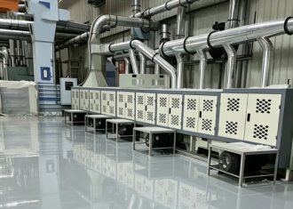 Fabric scrap recycling machine