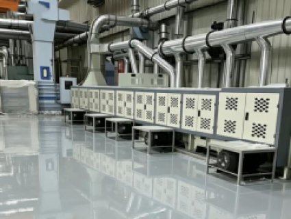 How does a textile waste recycling machine work?